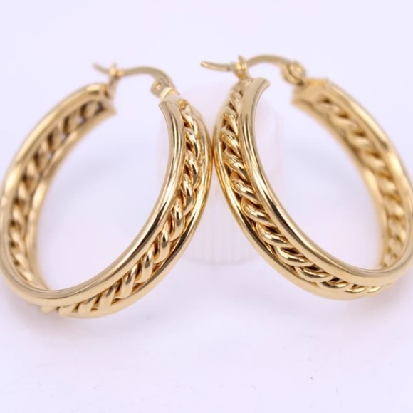 Jewelry - 18K gold plated hoop earrings
